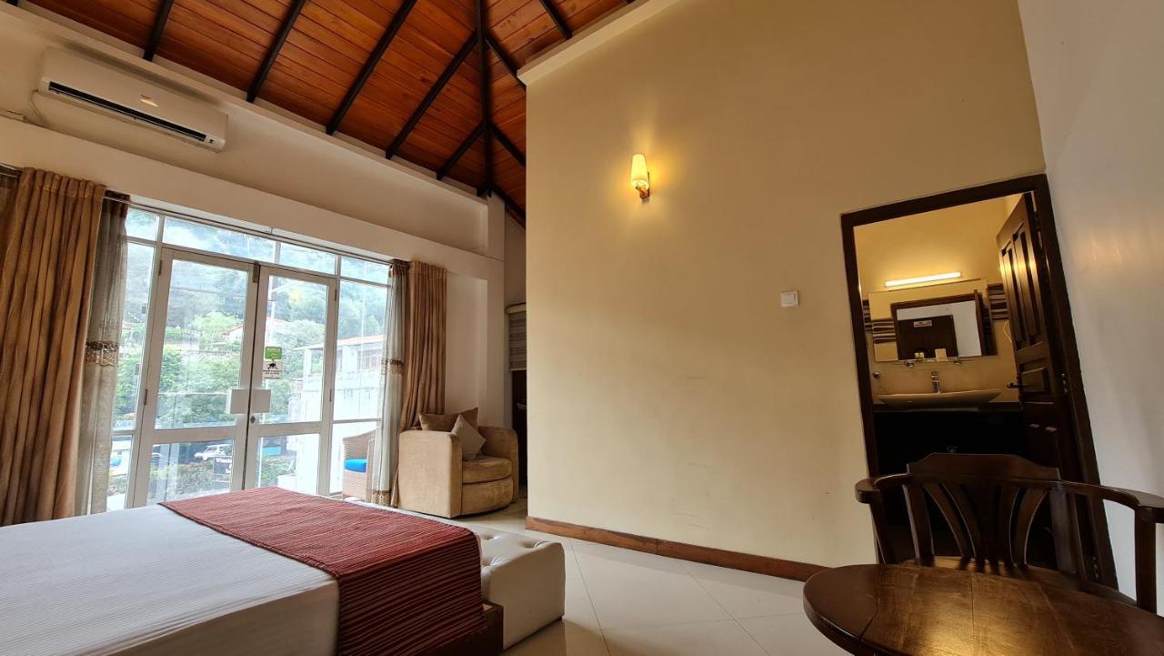 Quick Stop Inn Kandy Exterior photo